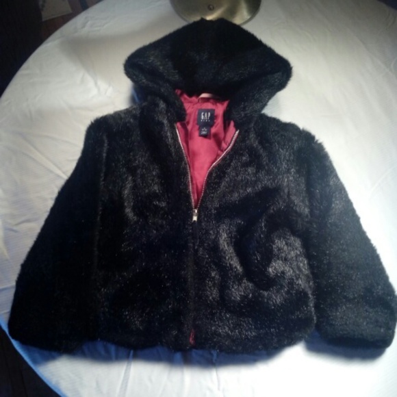GAP Other - Gap Faux Fur Coat